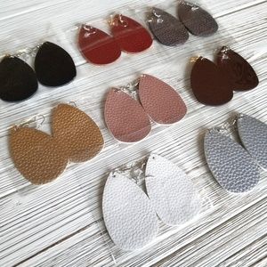 8 Pairs - Faux Leather Earrings